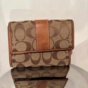 Vintage Coach Tan Logo Tri-fold Wallet